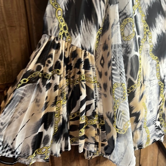 Nygard blouse with flowing sleeves - New with tags - Picture 4 of 6